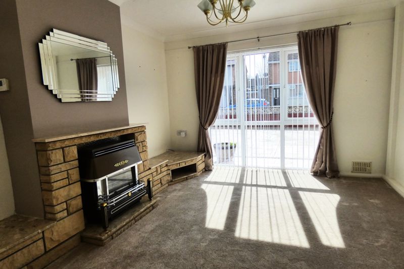 Lounge- click for photo gallery